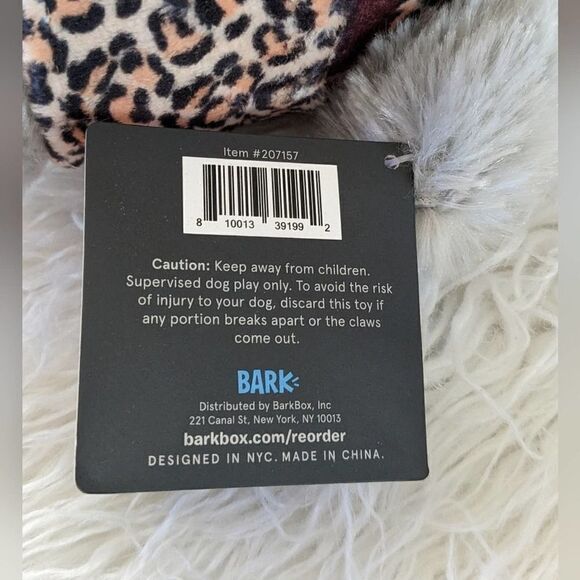 Barkbox Real Housepets "Catty Van de Claw" - Picture 4 of 11